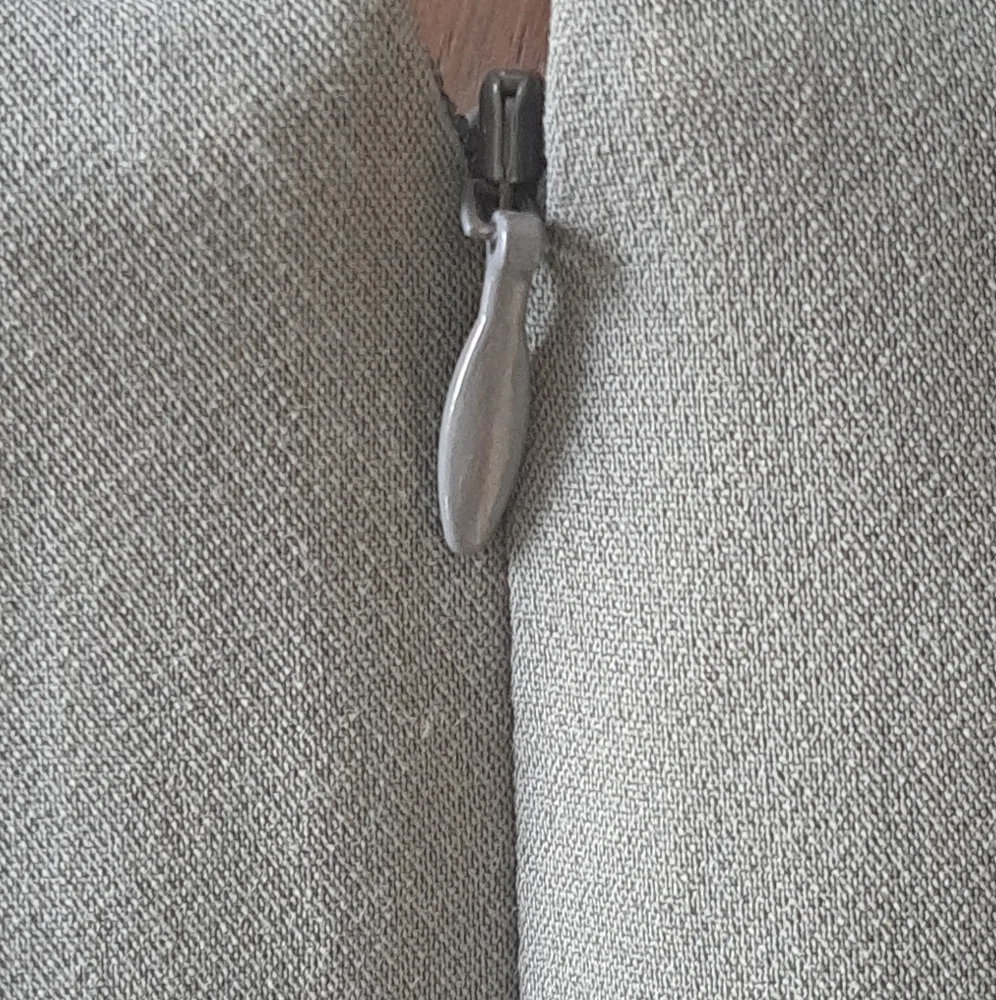 H&M NWT Olive Green Business  Fitted Casual Belted Dress.  Size M. - Picture 5 of 9